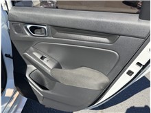 Vehicle Thumb #25