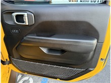Vehicle Thumb #31