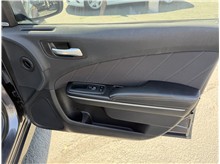 Vehicle Thumb #26