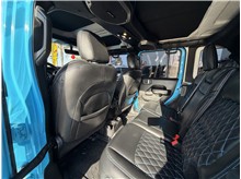 Vehicle Thumb #18