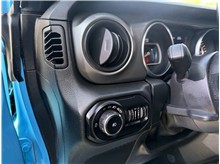 Vehicle Thumb #35