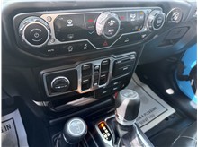 Vehicle Thumb #50