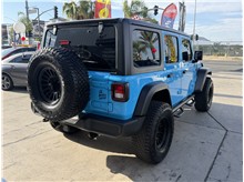 Vehicle Thumb #58