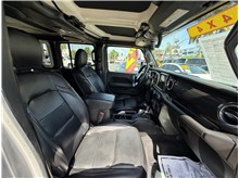 Vehicle Thumb #31