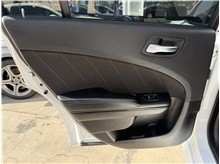 Vehicle Thumb #20
