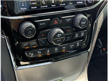 Vehicle Thumb #47