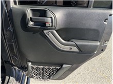 Vehicle Thumb #21