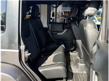 Vehicle Thumb #22