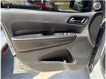 Vehicle Thumb #15