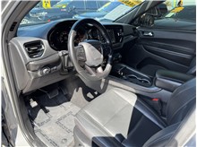 Vehicle Thumb #17