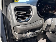 Vehicle Thumb #36
