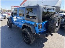 Vehicle Thumb #14