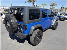 Vehicle Thumb #16