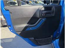 Vehicle Thumb #22