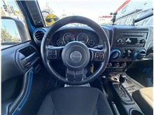 Vehicle Thumb #38