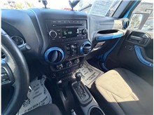 Vehicle Thumb #41