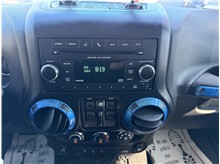 Vehicle Thumb #43