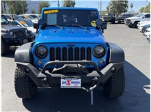 Vehicle Thumb #9