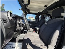 Vehicle Thumb #17