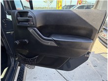 Vehicle Thumb #21