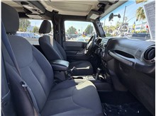 Vehicle Thumb #23