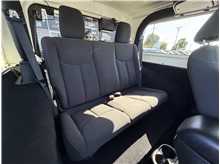 Vehicle Thumb #25