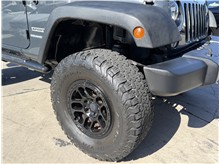 Vehicle Thumb #7