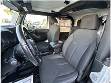 Vehicle Thumb #17