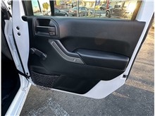 Vehicle Thumb #21