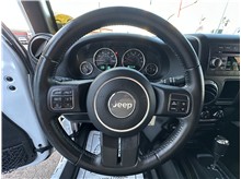 Vehicle Thumb #26