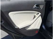 Vehicle Thumb #14