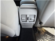 Vehicle Thumb #19