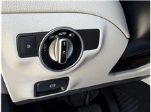 Vehicle Thumb #28
