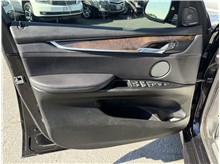Vehicle Thumb #16