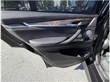 Vehicle Thumb #21