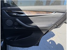Vehicle Thumb #28