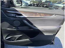 Vehicle Thumb #33