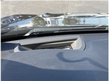 Vehicle Thumb #56
