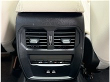 Vehicle Thumb #28