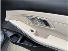 Vehicle Thumb #31