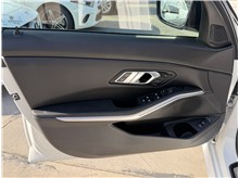 Vehicle Thumb #14