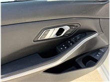 Vehicle Thumb #15