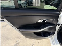 Vehicle Thumb #19