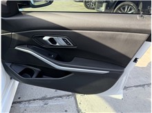 Vehicle Thumb #29