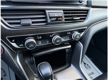 Vehicle Thumb #43