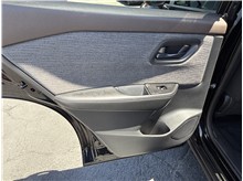 Vehicle Thumb #17