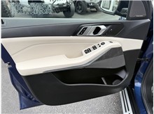 Vehicle Thumb #15