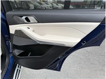 Vehicle Thumb #29