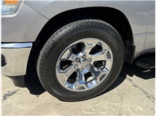 Vehicle Thumb #12