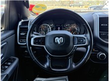 Vehicle Thumb #32